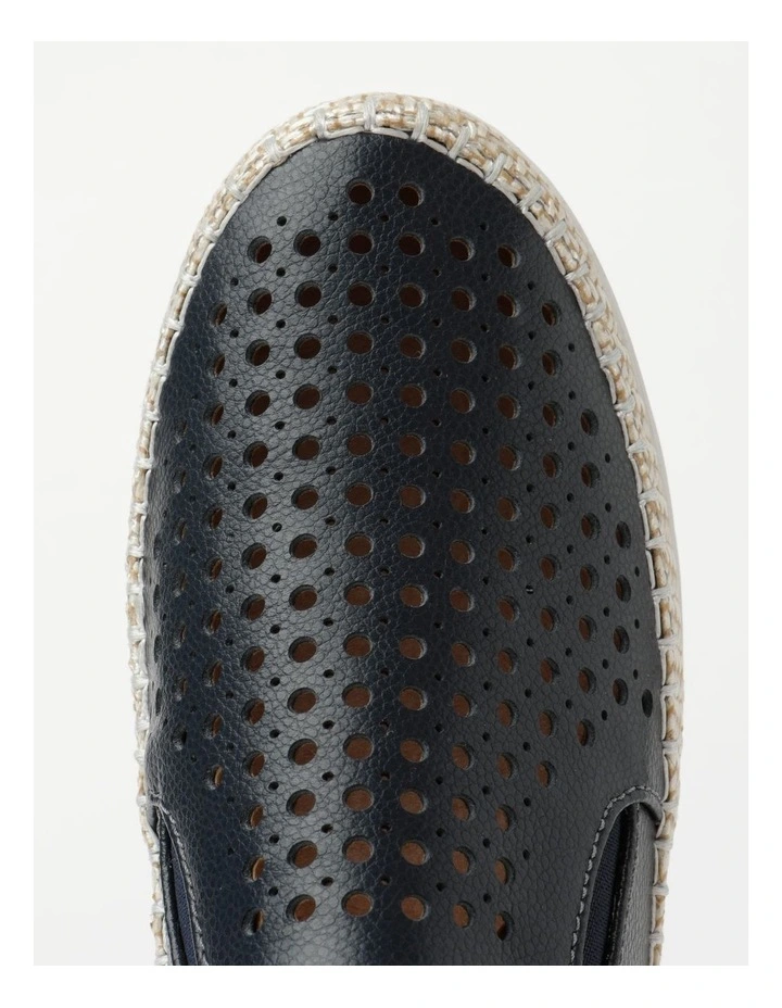 Coupon π Regatta Capricorn Navy Leather Flat π Shoe π₯ - Image 5