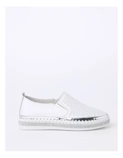 Buy ⌛ Regatta Chloe Leather 👟 Shoe In White 👏