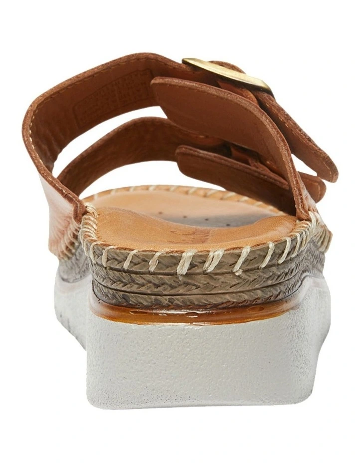 Budget βοΈ Wide Steps Hutch π©΄ Sandals In Tan Glove π - Image 5