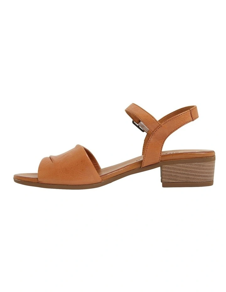 Coupon π Easy Steps Maisy Cognac Glove π©΄ Sandals π€©