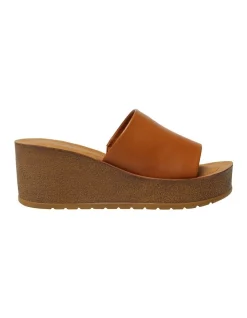 Best Sale โญ Wide Steps Landon ๐ฉด Sandals In Tan Smooth โค๏ธ
