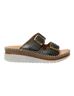 Wholesale 👍 Wide Steps Hutch 🩴 Sandals In Black Glove 🔔