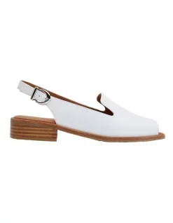Promo ⌛ Easy Steps Delaney White Glove 🩴 Sandals 🤩