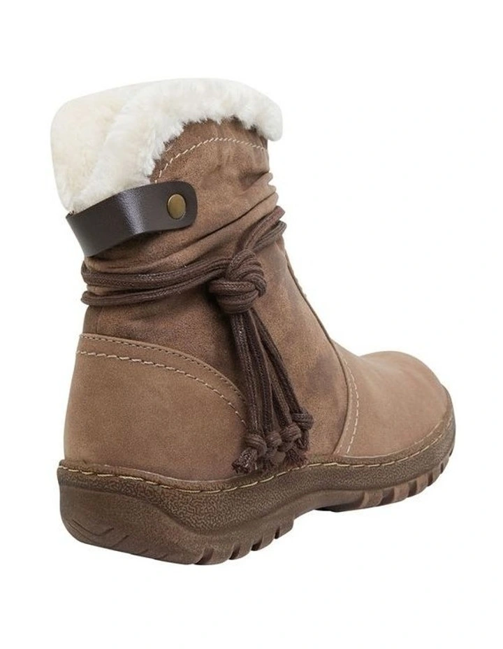 Best deal π Easy Steps Eskimo Taupe Micro Boot β - Image 4