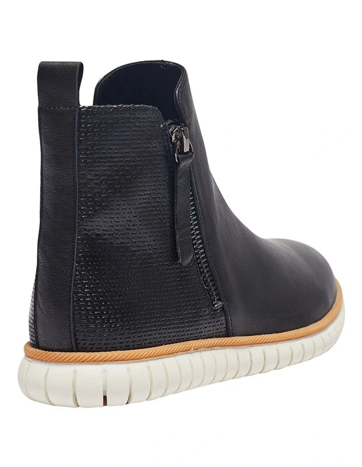 Hot Sale π₯ Easy Steps Factor Black Glove π₯Ύ Boots π€© - Image 4