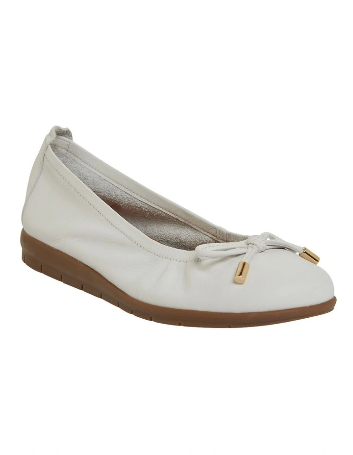 Coupon βοΈ Active Flex By Easy Steps Barton Flat π Shoes In White Leather π - Image 2