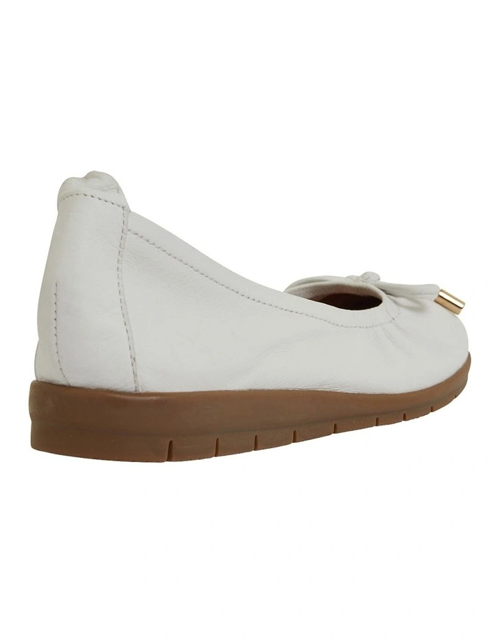 Coupon βοΈ Active Flex By Easy Steps Barton Flat π Shoes In White Leather π - Image 4