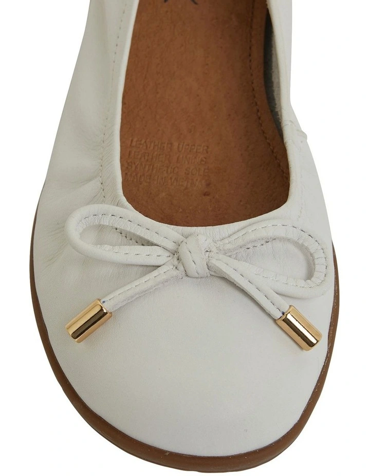 Coupon βοΈ Active Flex By Easy Steps Barton Flat π Shoes In White Leather π - Image 6