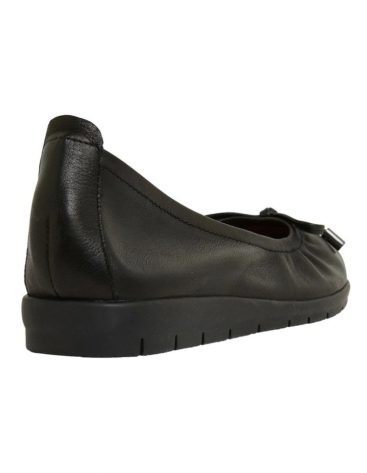 Hot Sale π₯ Active Flex By Easy Steps Barton Flat π Shoes In Black Leather β¨ - Image 4
