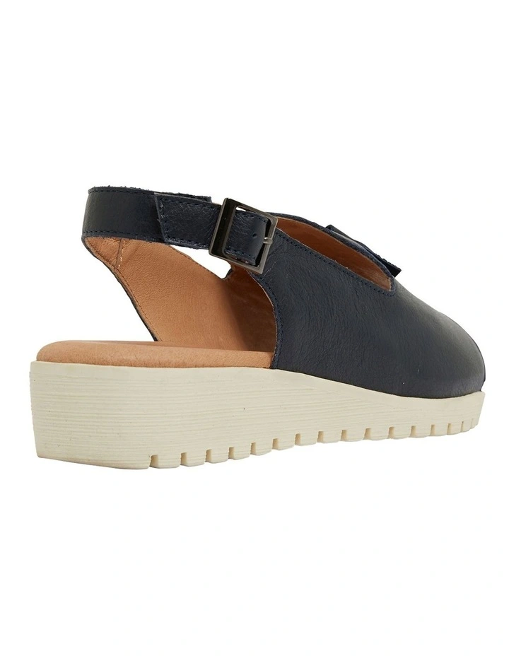 Brand new π Easy Steps Gilmore Navy Glove π©΄ Sandals π€© - Image 4