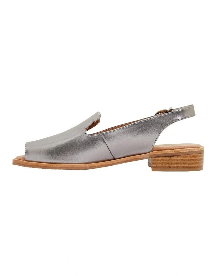 Flash Sale β€οΈ Easy Steps Delaney Pewter Metallic π©΄ Sandals π - Image 3