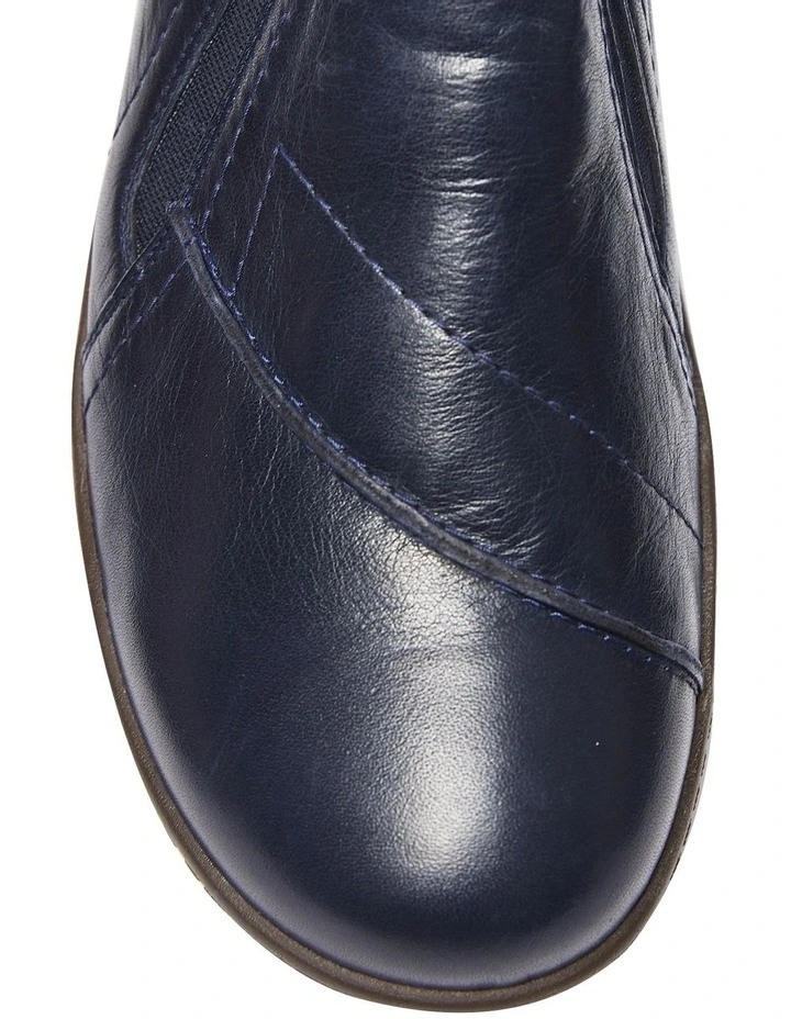 Cheap ๐ฅฐ Wide Steps Latrobe Flat ๐ Shoes In Navy Glove ๐ - Image 7