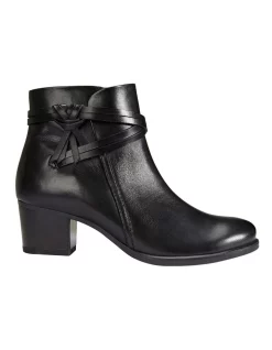 Best Sale ๐ Easy Steps Carlton Black Glove Boot ๐