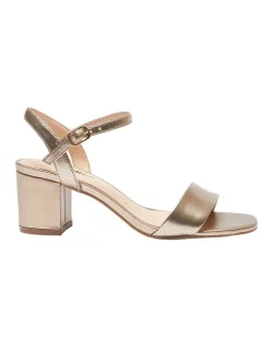 Best Sale 🛒 Sandler Heather 🩴 Sandals In Soft Gold Metallic Leather 🤩